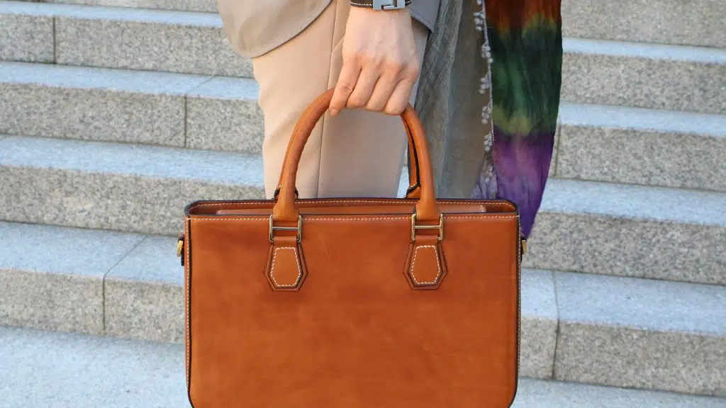 Comment bien choisir et porter son sac à main ?