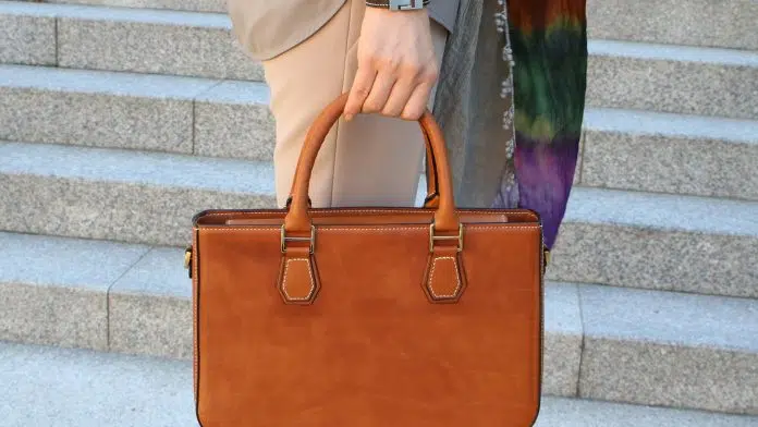 Comment bien choisir et porter son sac à main ?