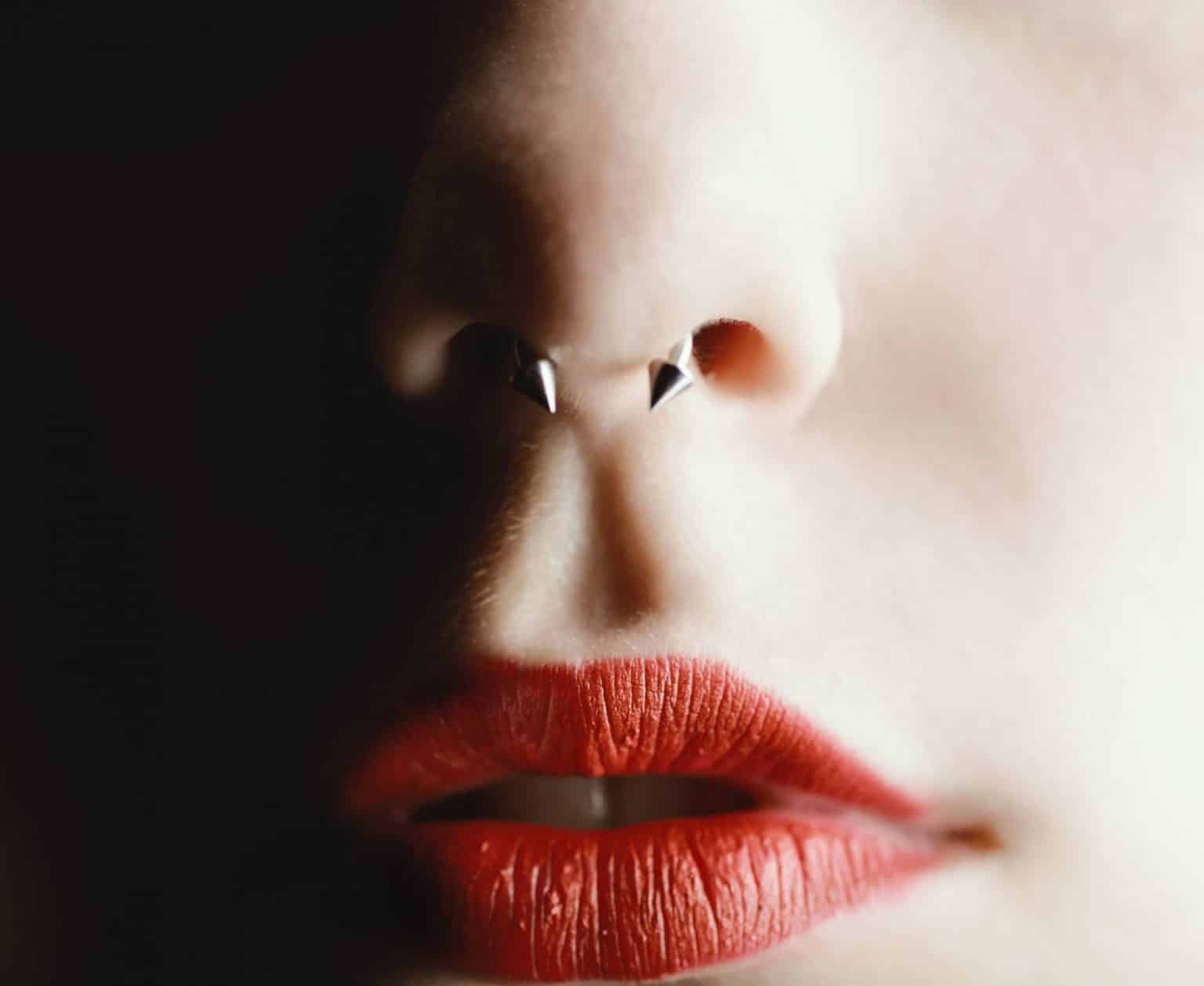 Piercing au nez choix, entretien et conseils Calcea.fr